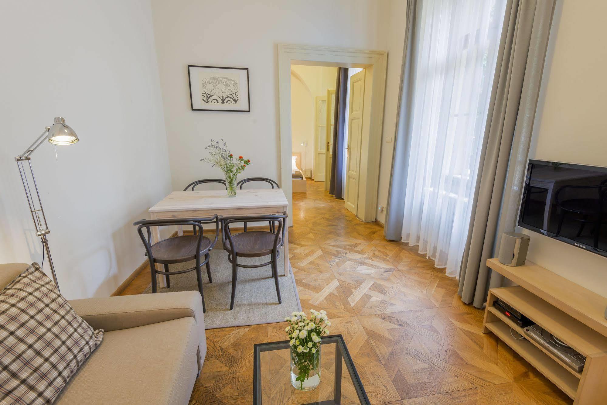 Bohemia Apartments Prague Centre Extérieur photo